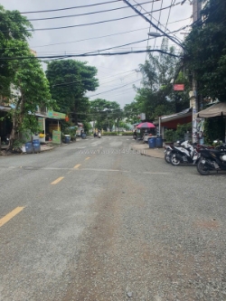 Nhà 4 tầng siêu phẩm, khu tên lửa mt 15m, dt 6x20, 20 phòng đang cho thuê hơn