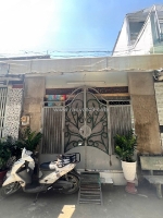 Nhà cũ (4x16) hẻm xe hơi c3 phạm hùng,bình hưng, bình chánh. giá: 3 tỷ