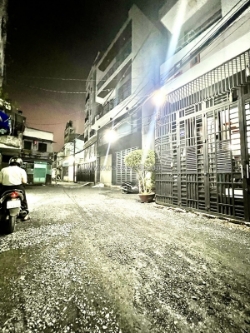 Nhà đẹp 4 tầng – 2 mặt hẻm vip âu cơ, tân bình – ở ngay, thu nhập 20tr/tháng!