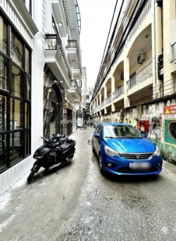 Nhà đẹp như biệt thự thu nhỏ mới tinh hoàn thiện lên sóng phố đà nẵng - ngay