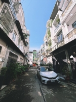 Nhà đường lê thị riêng hẻm xe tải 4 tầng 5 tỷ 890 phường thới an quận 12 cũ.