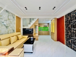 Nhà gần đại học văn hiến, ni sư huỳnh liên, 44m², 5 tầng – giá chỉ 5,5  tỷ