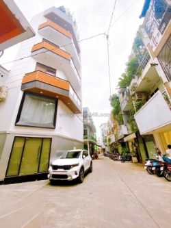 Nhà hẻm ô tô lê văn sỹ - quận 3 – 3.7 x 14 m vuông vắn – 9.98 tỷ