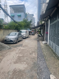 Nhà hiếm trung tâm quận 1 sau bộ công an