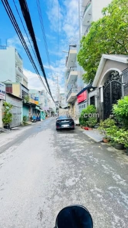 Nhà hxh đường quang trung quận gò vấp phường 12 cũ.