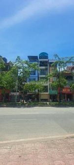 Nhà mặt phố ngô gia tự, 1 mặt ngõ ôtô, vỉa hè rộng, cách nguyễn văn cừ-ngô gia