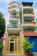 Nhà mặt tiền có lề đường số quận 6 phường 11 cũ.