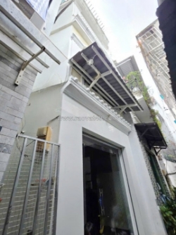 Nhà mới 3 tầng dương bá trạc p1 q8. giá 5,25 tỷ tl