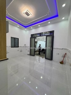 Nhà ngang 5m - lô góc - hẻm oto đỗ cửa