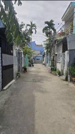 Nhà  trung tâm phường long trường, q9 hiếm bán
3,85ty đường trước nhà 6m, sổ