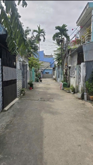 Nhà  trung tâm phường long trường, q9 hiếm bán
3,85ty đường trước nhà 6m, sổ