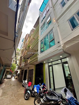 Pl đường láng - oto tránh - thang máy - 2 thoáng 36m2 5 tầng mt 3.3m giá 15.8 tỷ