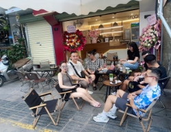 Sang nhượng gấp – quán coffe vị trí đắc địa :nguyễn đình chiểu, lê đại hành,