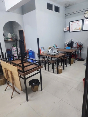 Sang nhượng toàn bộ đồ dùng quán phở, có sẵn lượng khách