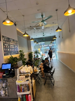 Share chung mặt bằng ki-ốt tại hh linh đàm