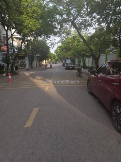 Siêu hiếm, bán nhà mặt phố ngọc lâm - 16 tỷ  54m2  thang máy  vỉa hè rộng – kd