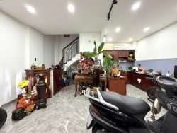 Siêu ngon - 7x6 - nhà 2 tầng - pxl - nhiếu tứ - 2 tầng hoàn công đủ - chính chủ