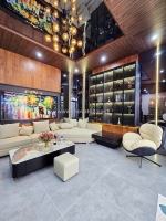 Siêu phẩm, bán nhà ngọc thuy long biên, thang máy, oto vào nhà, full nội