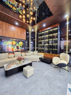 Siêu phẩm, bán nhà ngọc thuy long biên, thang máy, oto vào nhà, full nội