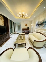 Siêu phẩm bán nhà trích sài gần hồ, thang máy, 19 tỷ