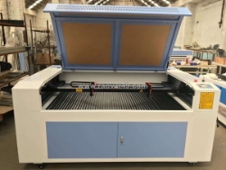 So sánh máy khắc laser công nghiệp: loại nào tốt nhất?