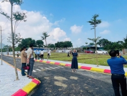 Sốc đất hà nội - giá 2,3 tỷ gần đại học quốc gia - trường fpt