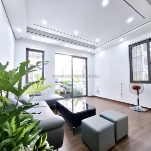 Tầm giá nhỉnh 8 tỷ có căn nào đẹp hơn, 6 tầng thang máy, ngõ thông  ô tô