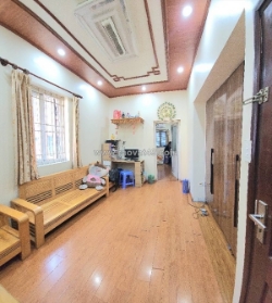 Tập thể ba đình 85m 2 ngủ giá 3,9 tỷ,ngõ ô tô tránh,nhà lô góc thông tầng 3,4