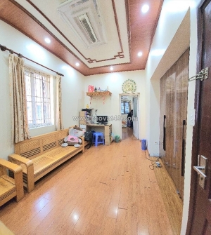 Tập thể ba đình 85m 2 ngủ giá 3,9 tỷ,ngõ ô tô tránh,nhà lô góc thông tầng 3,4