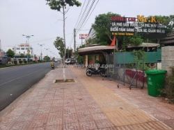 Tọa lạc trung tâm thành phố phan thiết.. với nhiều ý tưởng cho mảnh đất này...