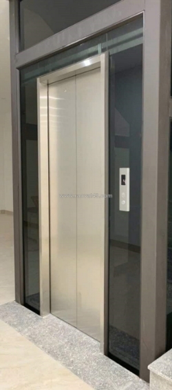 Tôi chủ nhà cho thuê nhà lô góc, mới ,vỉa hè, 1m2- 5t, duy tân_47 tr