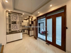 Tt bộ công nghiệp, dốc thọ lão, 50m/200m, tầng 4, mặt tiền 5m, 2.15 tỷ hai bà