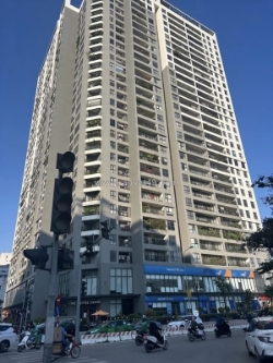 Vị trí đắc địa, hiếm có -tọa lạc trung tâm cầu giấy - vài bước ra công viên cấu