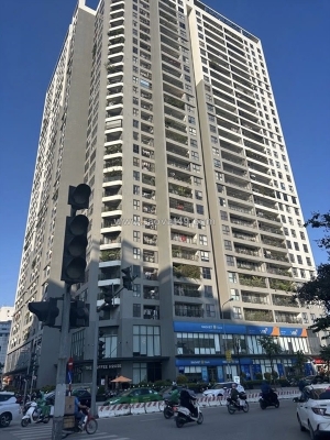 Vị trí đắc địa, hiếm có -tọa lạc trung tâm cầu giấy - vài bước ra công viên cấu