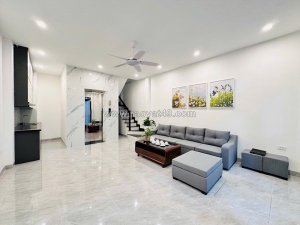 Vị trí vàng, bán nhà kim mã, gần phố, 65m 6 tầng thang máy, chỉ 20 tỷ