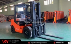 Xe nâng có phải đăng ký không? cần làm thủ tục gì để hợp pháp?