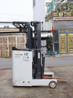 Xe nâng điện toyota có thể làm việc liên tục bao lâu trong một lần sạc?