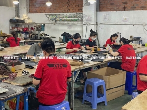 Xưởng đồ da – giá sỉ tận gốc 🔥 mẫu mã đa dạng, liên hệ ngay để xem hàng thật 🧳