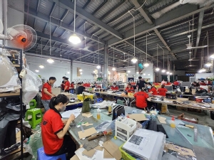 Xưởng sản xuất đồ da thật – nhận mẫu riêng, hỗ trợ xây thương hiệu