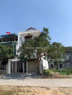 🔥 bán nhà 3 tầng – kqh hạ cồn trống, lại thế  có sân ô tô 🔥