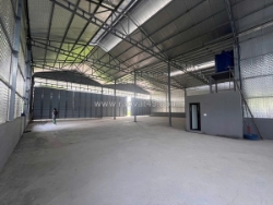🏭 cho thuê nhà xưởng ngoài kcn yên phong 2c – bắc ninh
🔹 diện tích: 700m²
🔹
