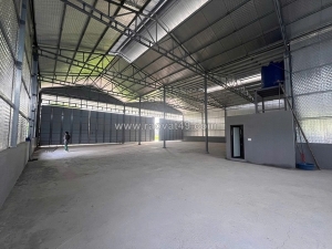 🏭 cho thuê nhà xưởng ngoài kcn yên phong 2c – bắc ninh
🔹 diện tích: 700m²
🔹