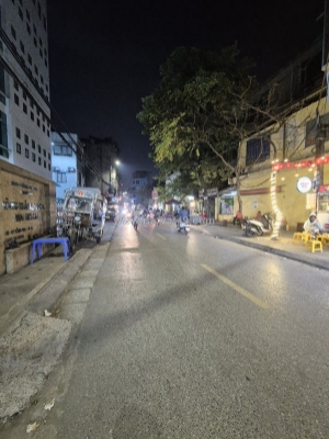 🏠 hồng mai – bạch mai  30m²  5 tầng
🚶 5m ra mặt phố
💰 giá: 8,5 tỷ  sổ đỏ