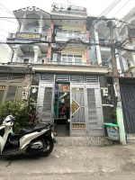 🏠 nhà đẹp 4 tầng –62m2 - 4pn -  hxh – gần chợ hiệp thành – q12- tp.hcm 
💰