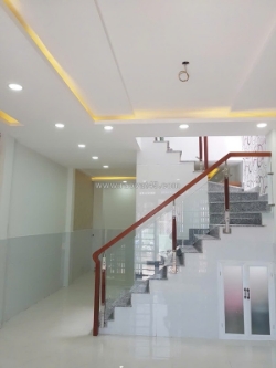 4❌10m, bán gấp nhà 2 tầng, hẻm 6m, 3/ thống nhất, p16 gò vấp, 4 tỷ hơn