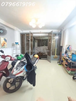 6pn 4 tầng btct gần cầu chữ y full tiện ích / 7.5tỷ thương lượng / dt đẹp