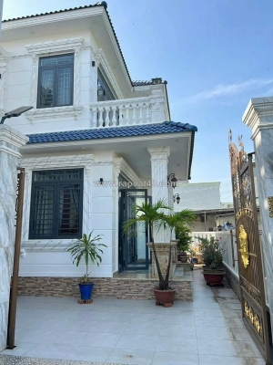 Bán biệt thự 1 trệt 1 lầu, góc 3 mặt tiền, tại kp7, p. tân phong. ngang đất