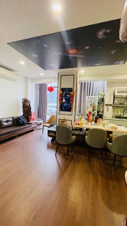 Bán căn hộ chung cư cầu giấy 90m 2 ngủ 2 wc giá 7,98 tỷ ô tô đỗ chân tòa