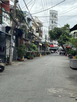 Bán đất đ gò xoài  bhh a ngay chợ gò xoài  hẻm nhựa 8m 1 trục sát mặt tiền