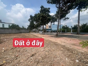 Bán đất mặt tiền - vị trí đắc địa tại : đường số 8 long điền